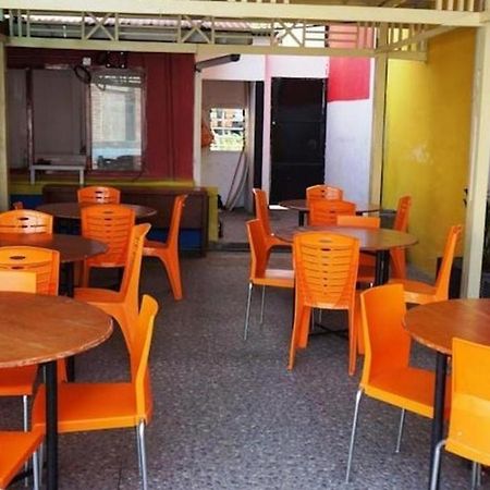 פדאנג Hotel Ranah Bundo מראה חיצוני תמונה