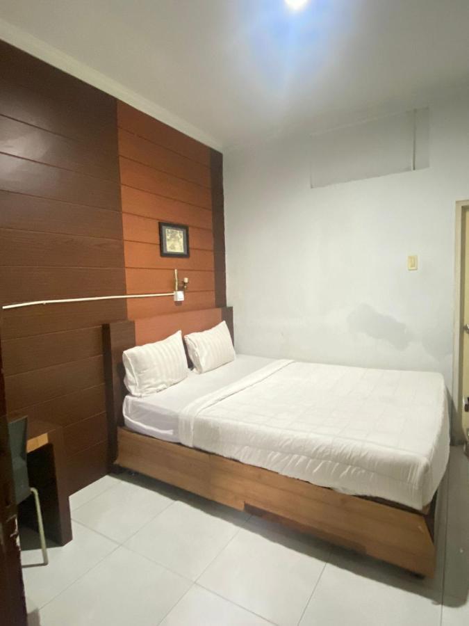 פדאנג Hotel Ranah Bundo מראה חיצוני תמונה